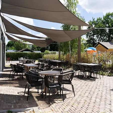 Modern 2km From De Efteling 木屋